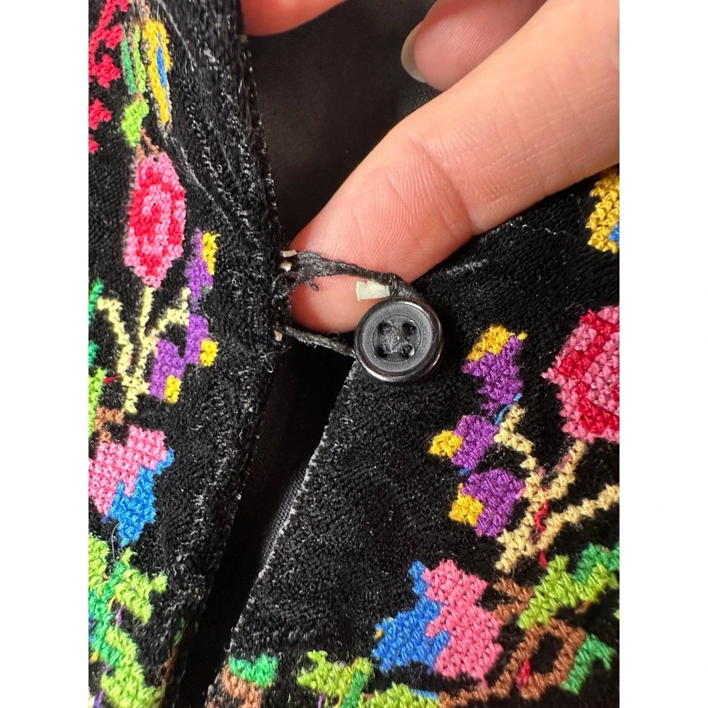 Free People Black Velvet Embroidered Floral Tunic Top V-Neck Long Sleeve Small